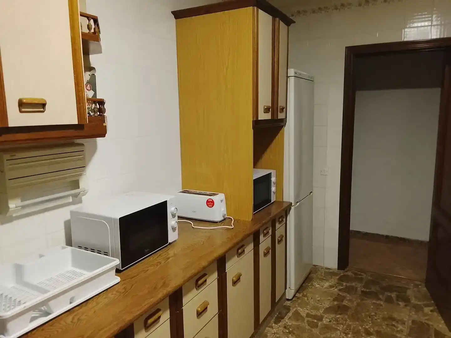 Cuina de Casa adosada de lloguer en Almagro amb Aire condicionat, Traster i Moblat