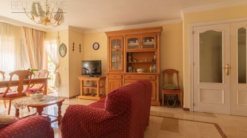 Foto 5 de Piso en venta en Avenida España, Centro, Estepona