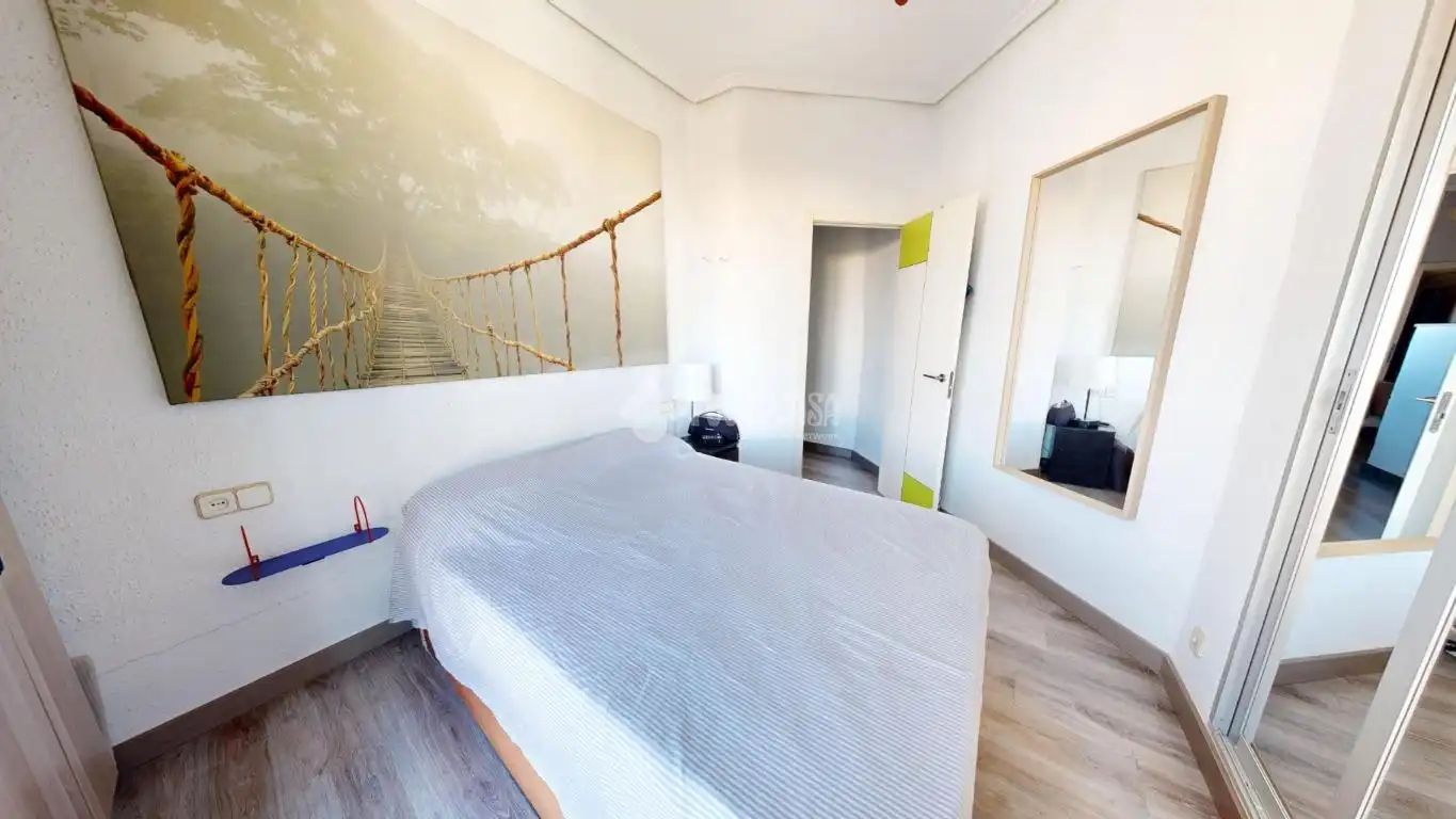 Appartamento con terrazza in vendita a L'Eixample, imagen 13