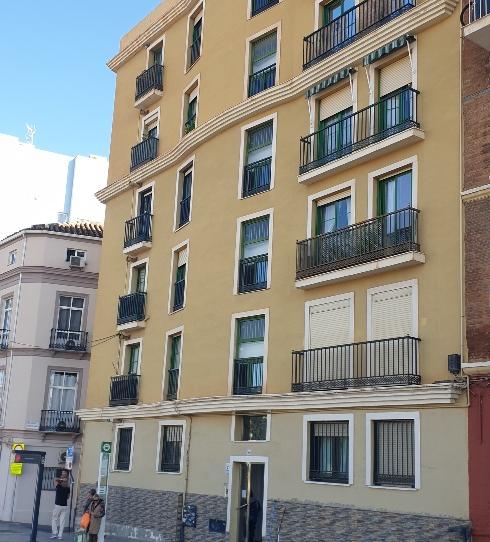 Foto 1 de Pis en venda a Avenida de la Rosaleda, 6, La Goleta - San Felipe Neri, Málaga