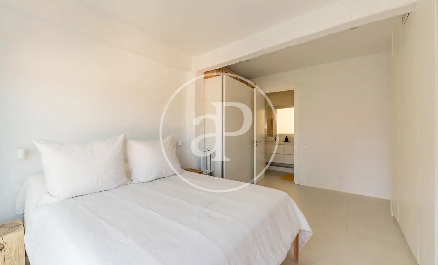 Schlafzimmer von Wohnung zur Miete in Madrid mit Klimaanlage, Heizung und Terrasse