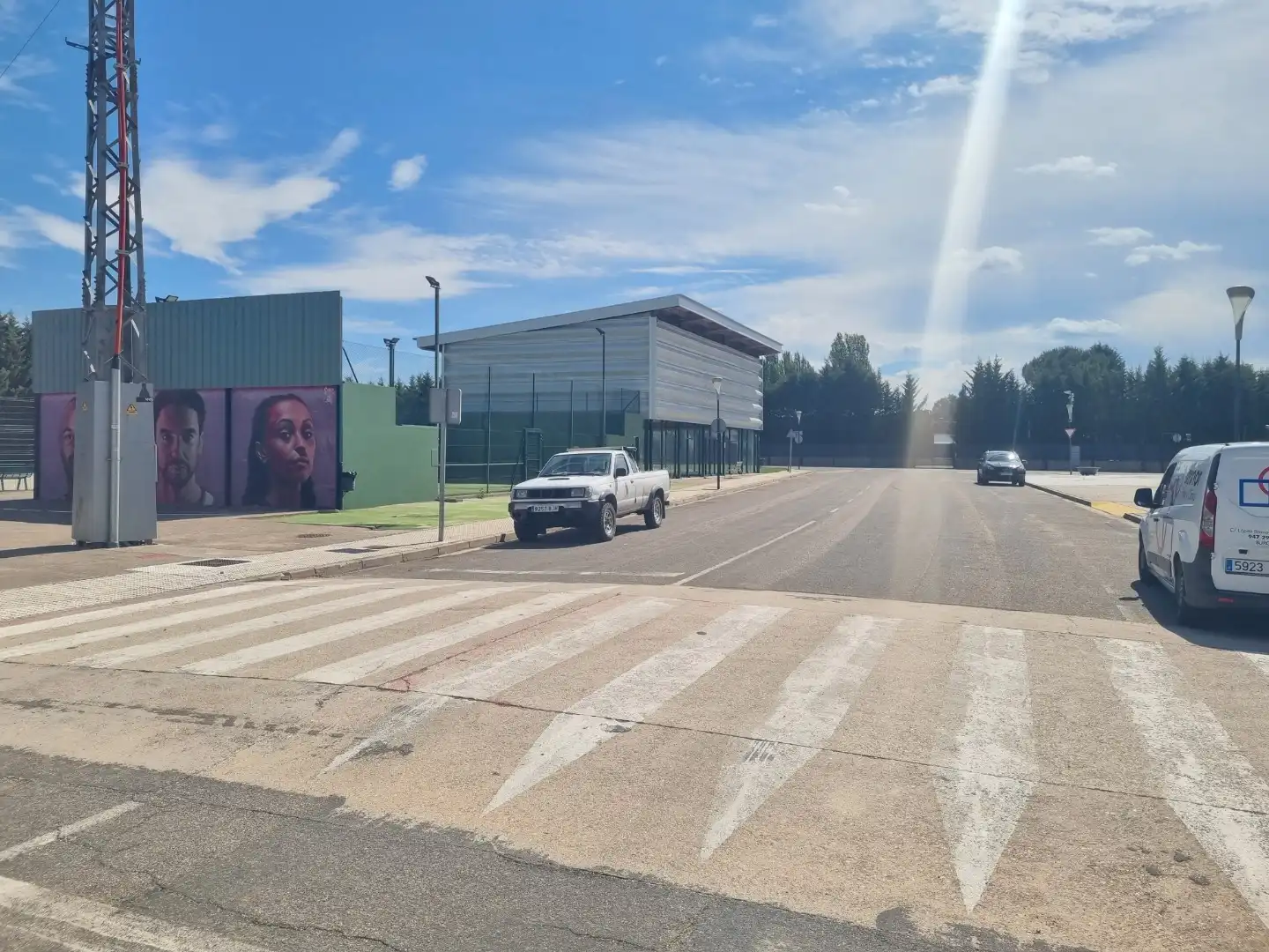 Vista exterior de Casa adosada en venda en Castrillo del Val amb Calefacció, Jardí privat i Terrassa