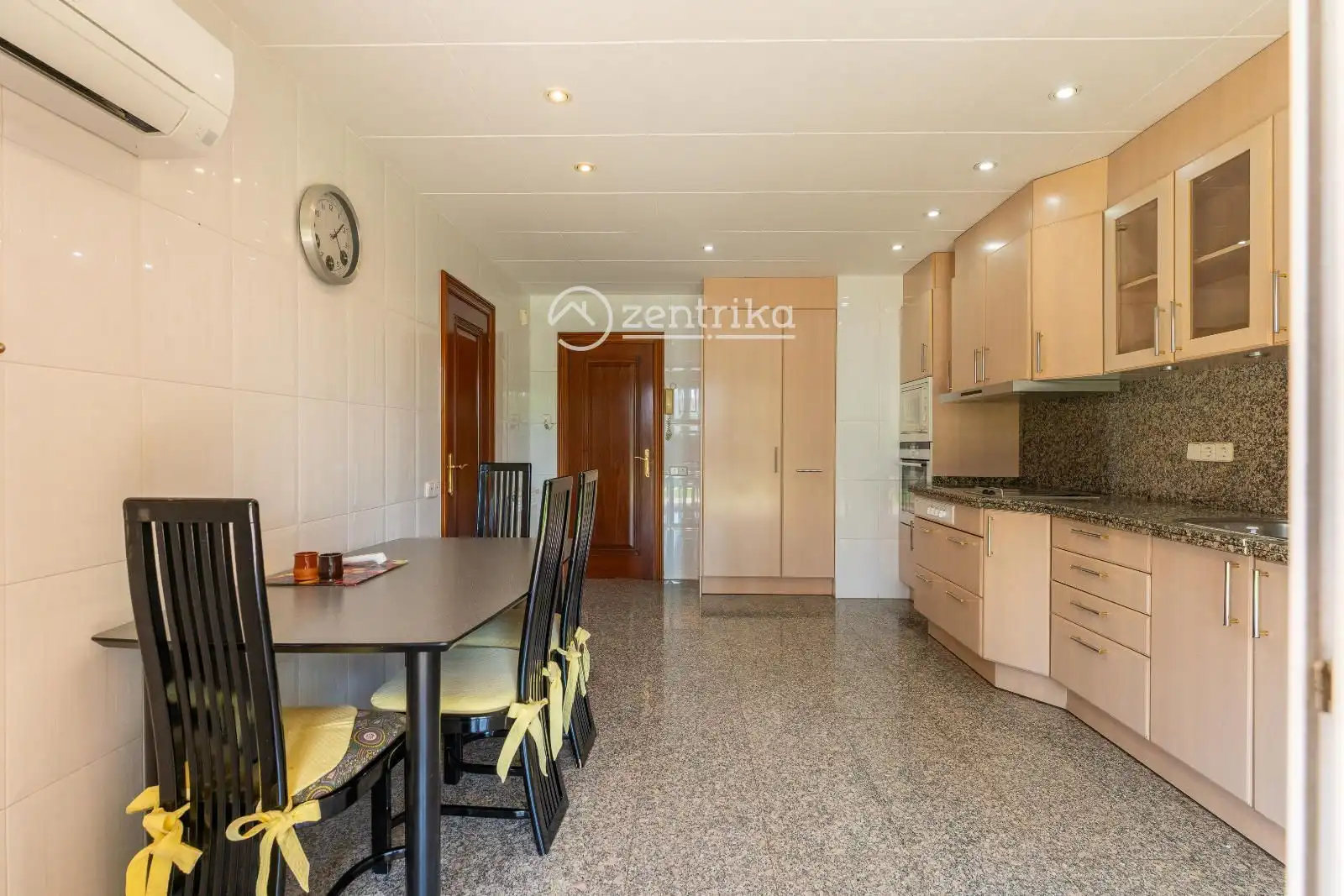 Kitchen of Houses for sale in Cambrils  with Air Conditioner, Heating and Storage room