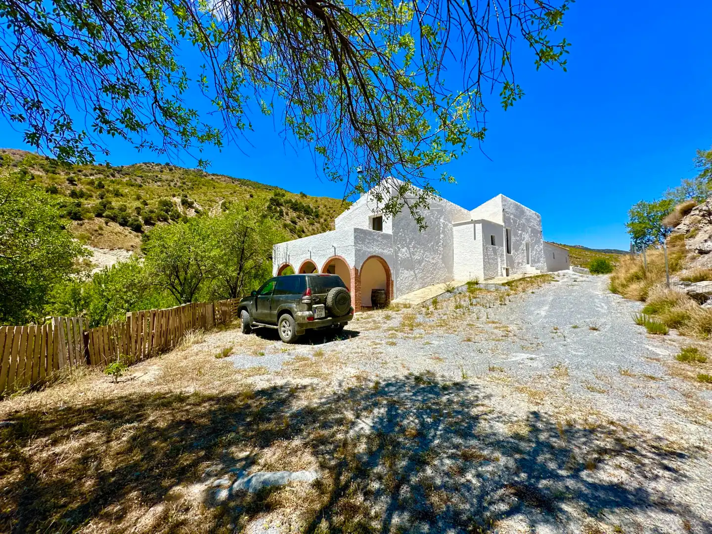 Vista exterior de Finca rústica en venda en Sierro amb Aire condicionat, Calefacció i Jardí privat