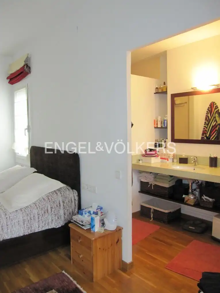 Bedroom of Flat for sale in Barcelona  with Air Conditioner, Heating and Parquet flooring