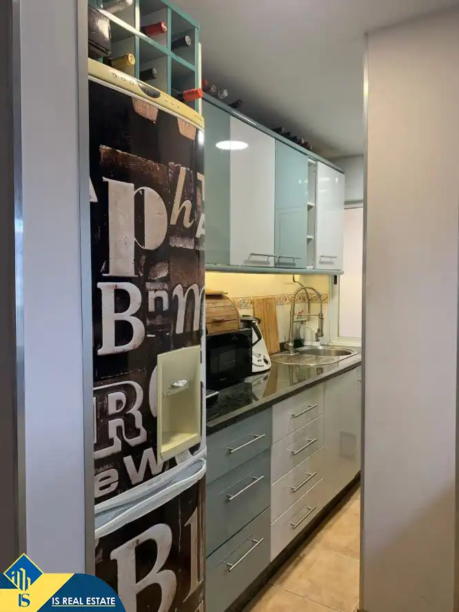 Cuina de Apartament en venda en Alicante / Alacant amb Aire condicionat, Calefacció i Moblat
