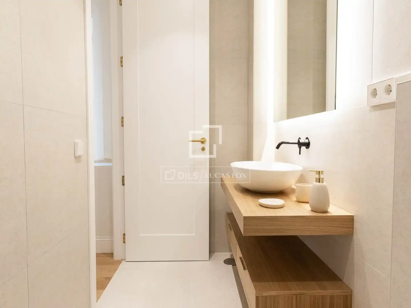 Bany de Pis en venda en Madrid amb Aire condicionat, Calefacció i Parquet