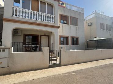 Bungalow amb piscina en venda a Daya Vieja