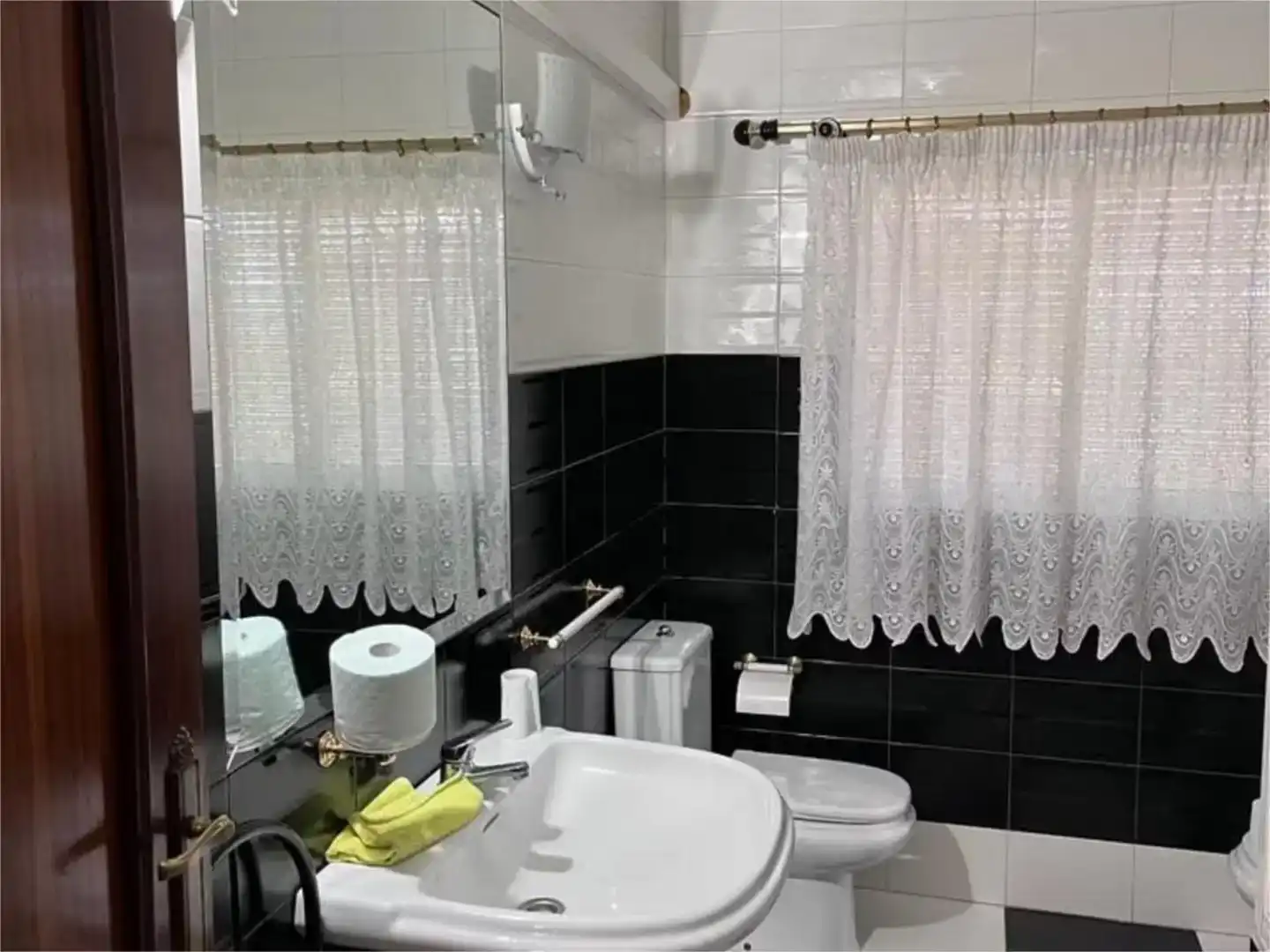 Baño de Piso en venta en Castellar con Aire acondicionado, Trastero y Amueblado