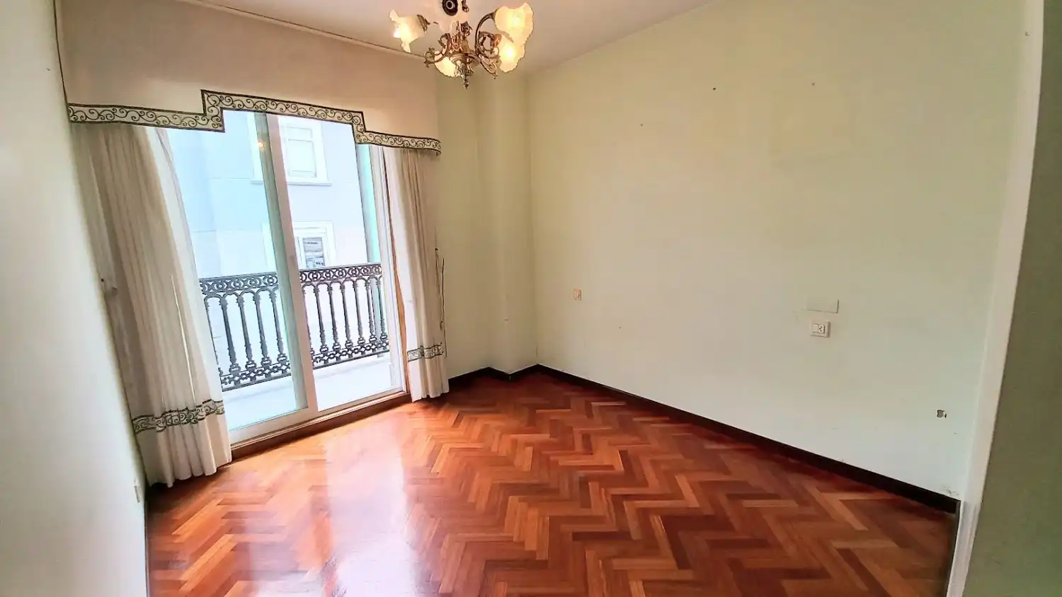 Flat for sale in Los Castros - Castrillón