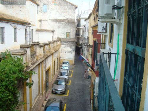 Exterior view of Flat to rent in  Sevilla Capital  with Air Conditioner, Furnished and Balcony