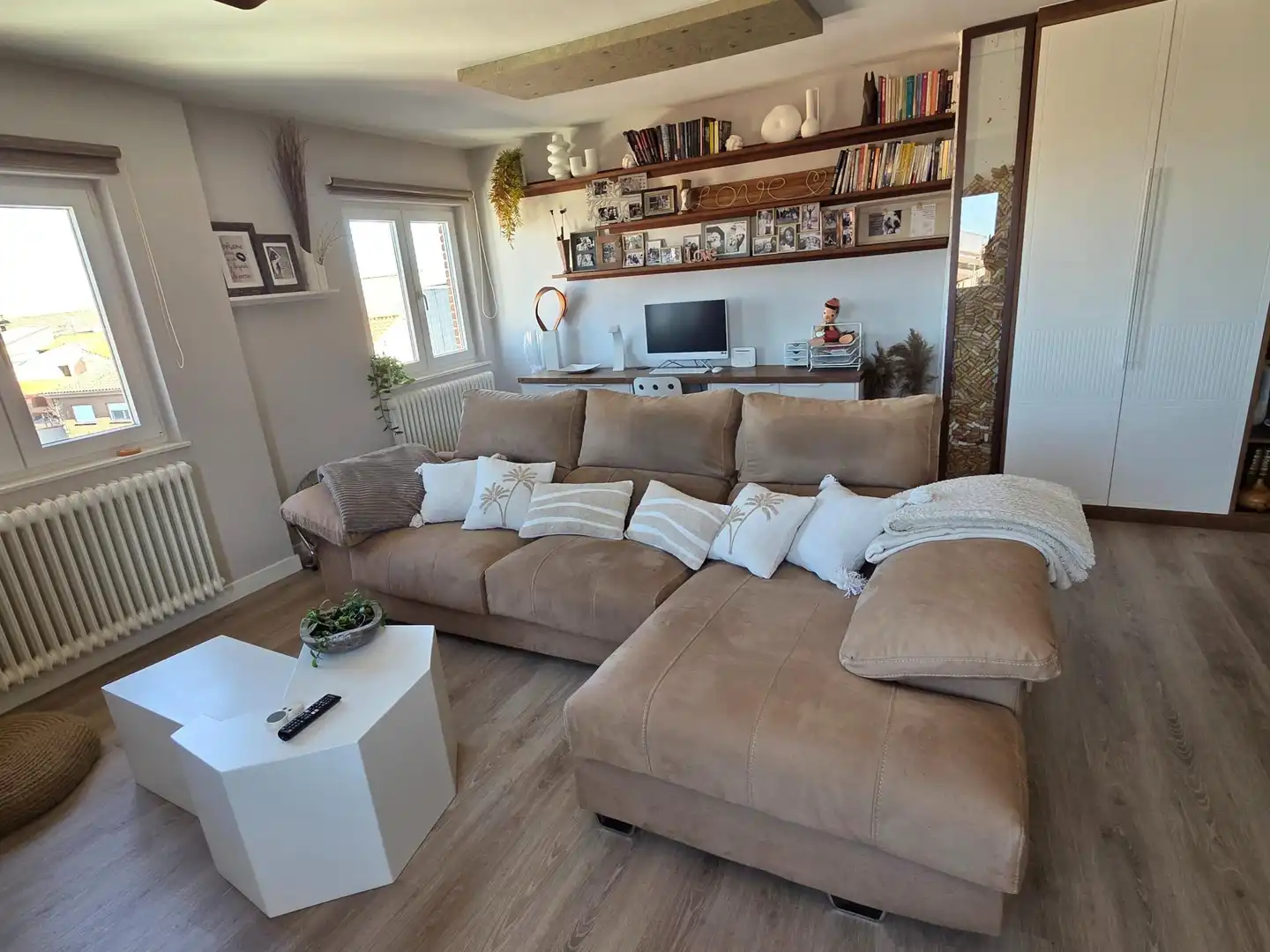 Sala de estar de Piso en venta en Calzada de Valdunciel con Calefacción