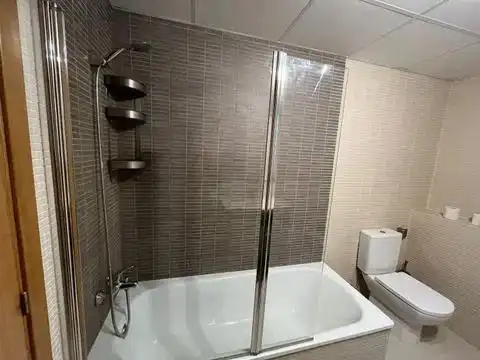 Bathroom of Duplexes for sale in Burjassot  with Air Conditioner, Heating and Parquet flooring