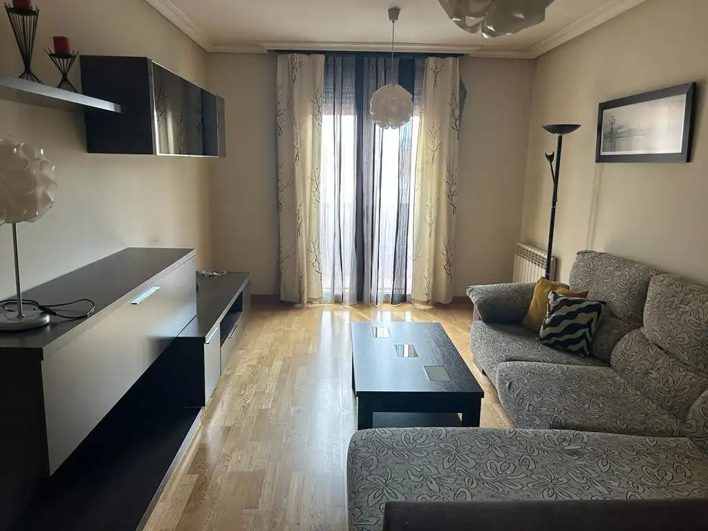 Living room of Flat for rent in Puertollano  with Air Conditioner, Heating and Furnished