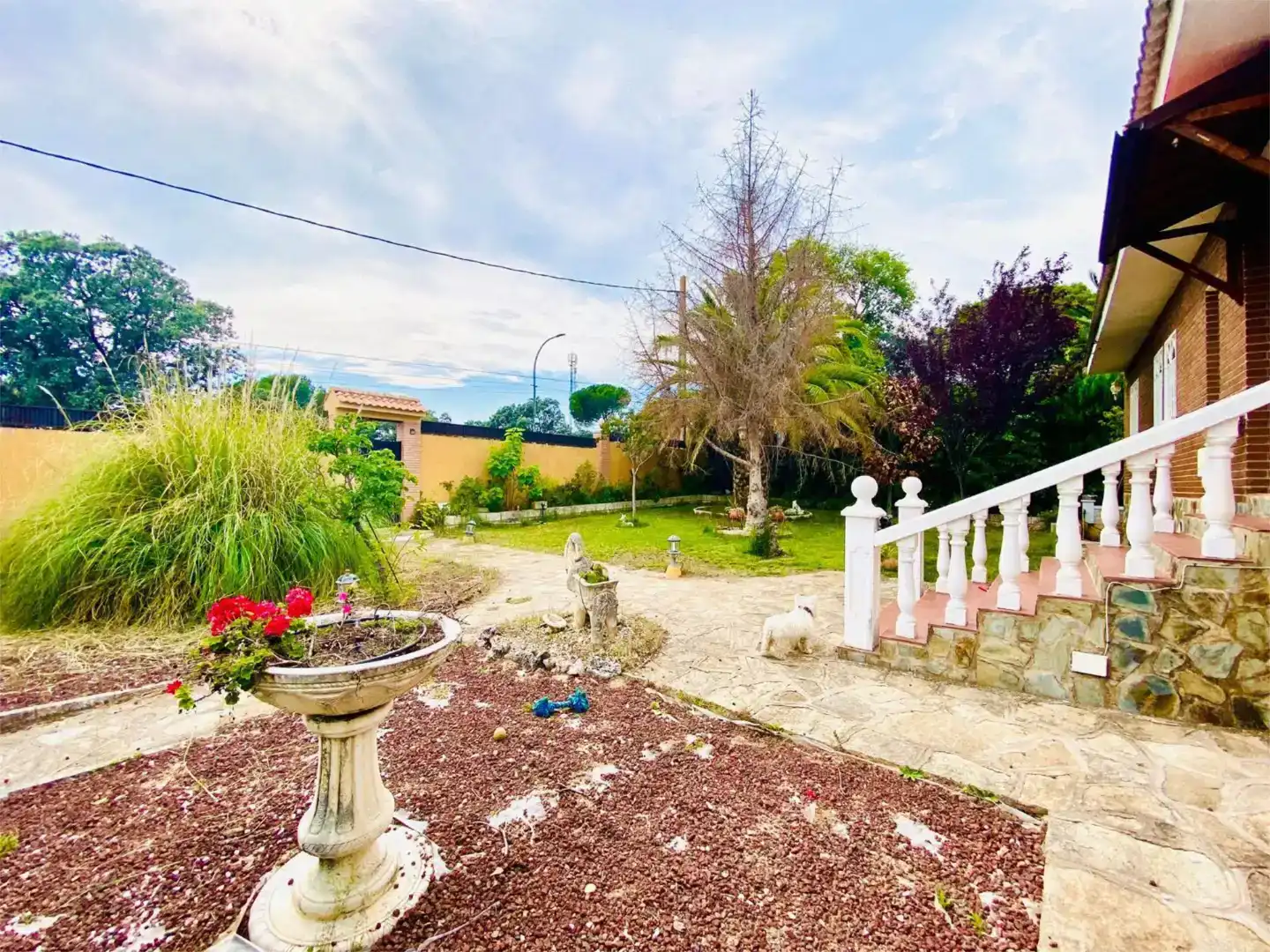 Casa o xalet en venda en Villa del Prado amb Jardí privat, Piscina i Balcó