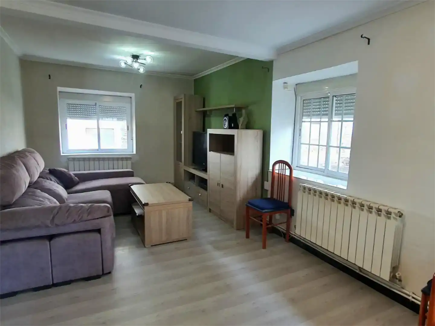 Sala d'estar de Pis en venda en Sabero amb Moblat