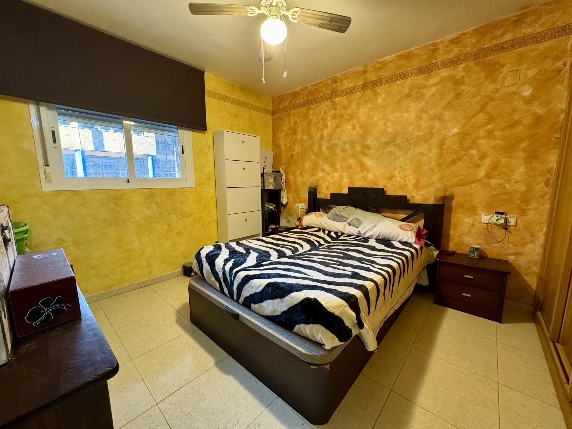 Bedroom of Flat for sale in Villajoyosa / La Vila Joiosa  with Air Conditioner, Heating and Balcony