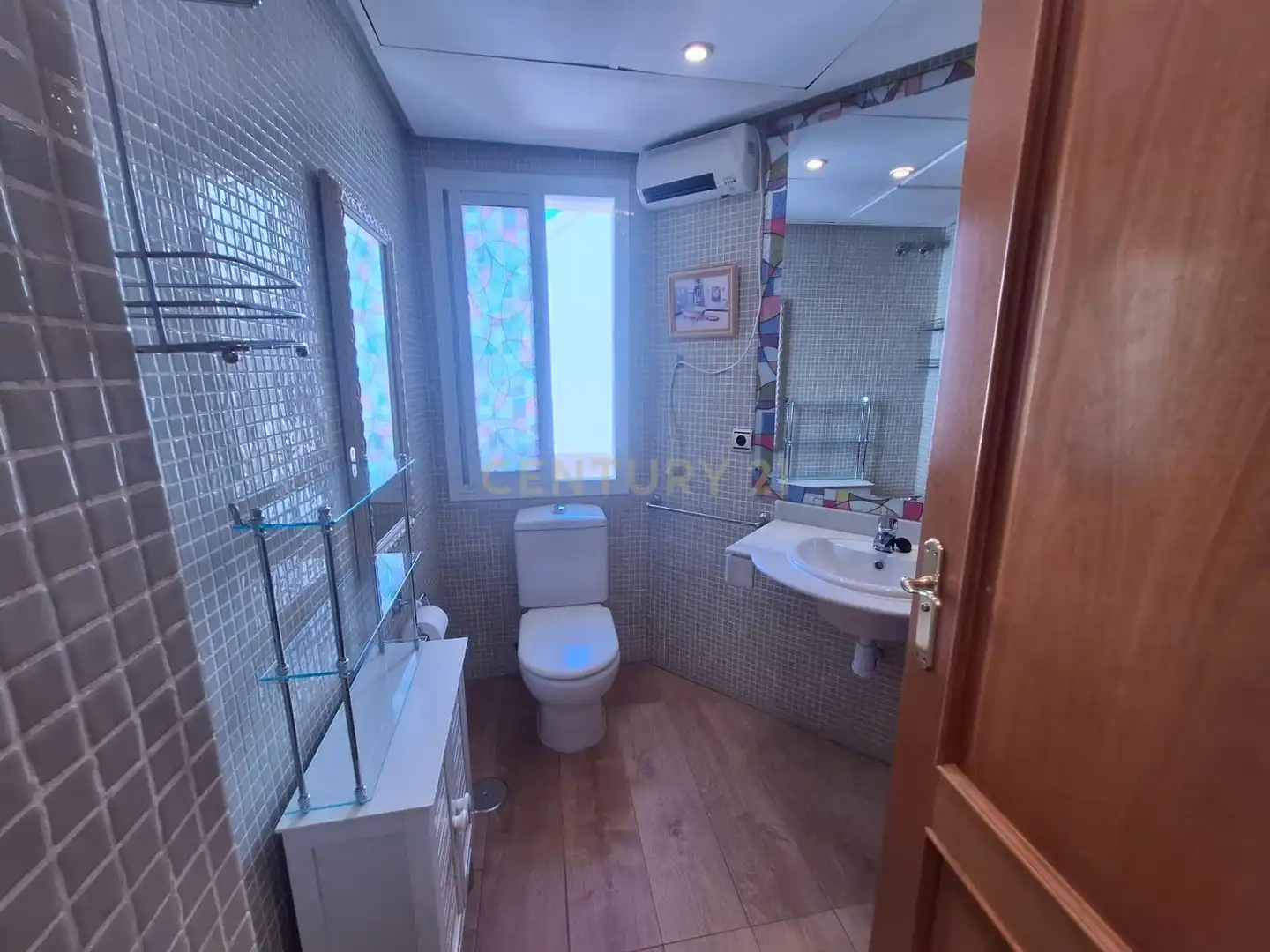 Baño de Casa adosada de alquiler en Marbella con Aire acondicionado, Trastero y Piscina
