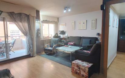 Wohnzimmer von Wohnung zum verkauf in Badalona mit Klimaanlage und Balkon