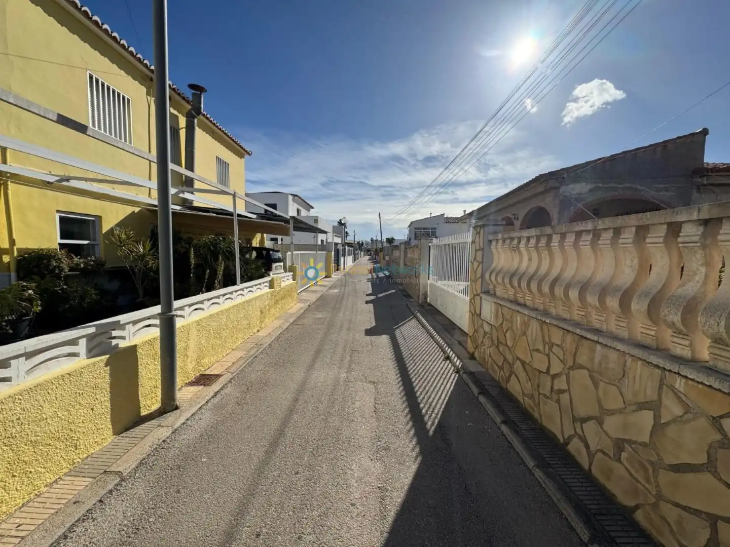 Exterior view of Houses for sale in Oliva  with Private garden, Terrace and Storage room