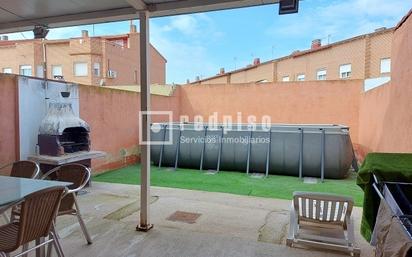 Terrace of House or chalet for sale in Chozas de Canales  with Air Conditioner, Heating and Storage room