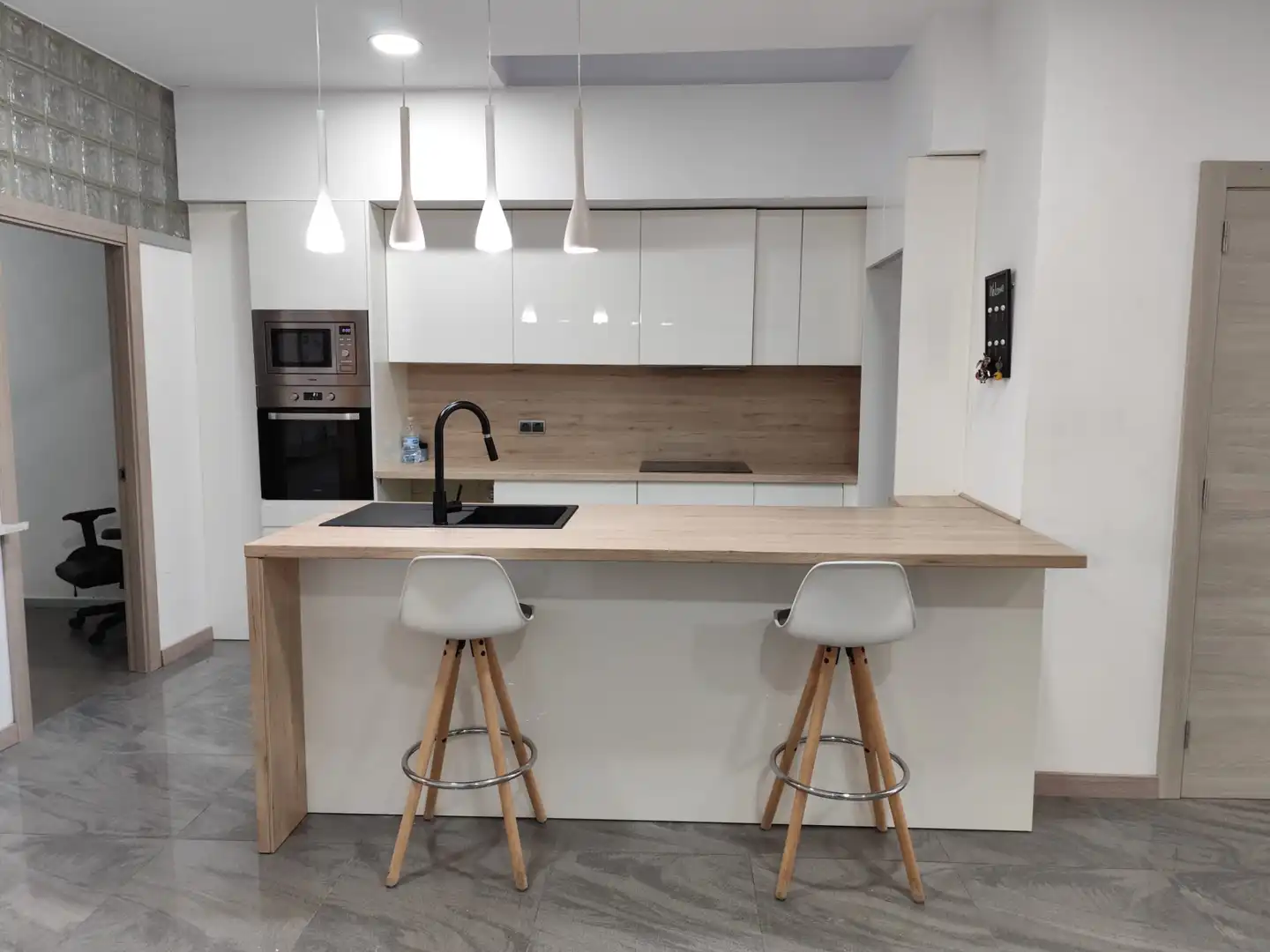 Kitchen of Flat for sale in Benetússer  with Air Conditioner