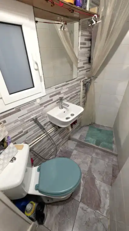 Baño de Estudio en venta en Barcelona con Parquet y Amueblado
