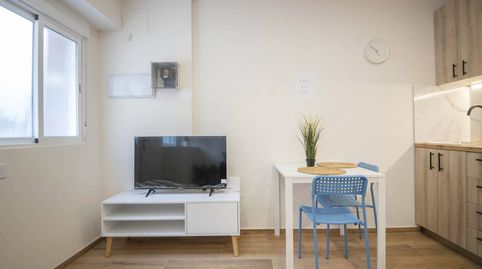 Foto 4 de Piso en venta en El Raval, Santa Coloma de Gramenet
