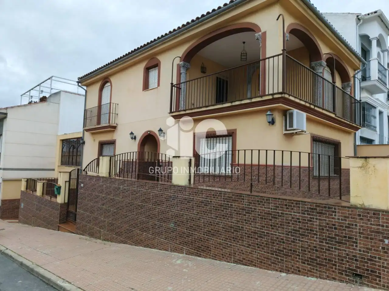 Maison avec jardin à vendre à Baena