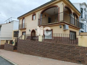 Casa con giardino in vendita a Baena