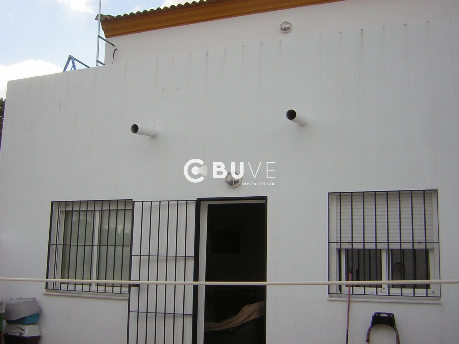 Exterior view of Single-family semi-detached for sale in Castilblanco de los Arroyos  with Air Conditioner, Terrace and Storage room