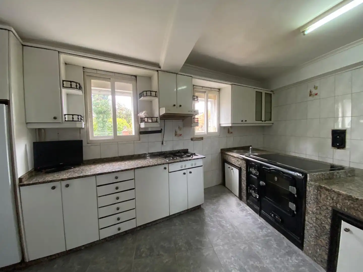 Casa amb terrassa en venda a San Cristovo de Cea, imagen 4