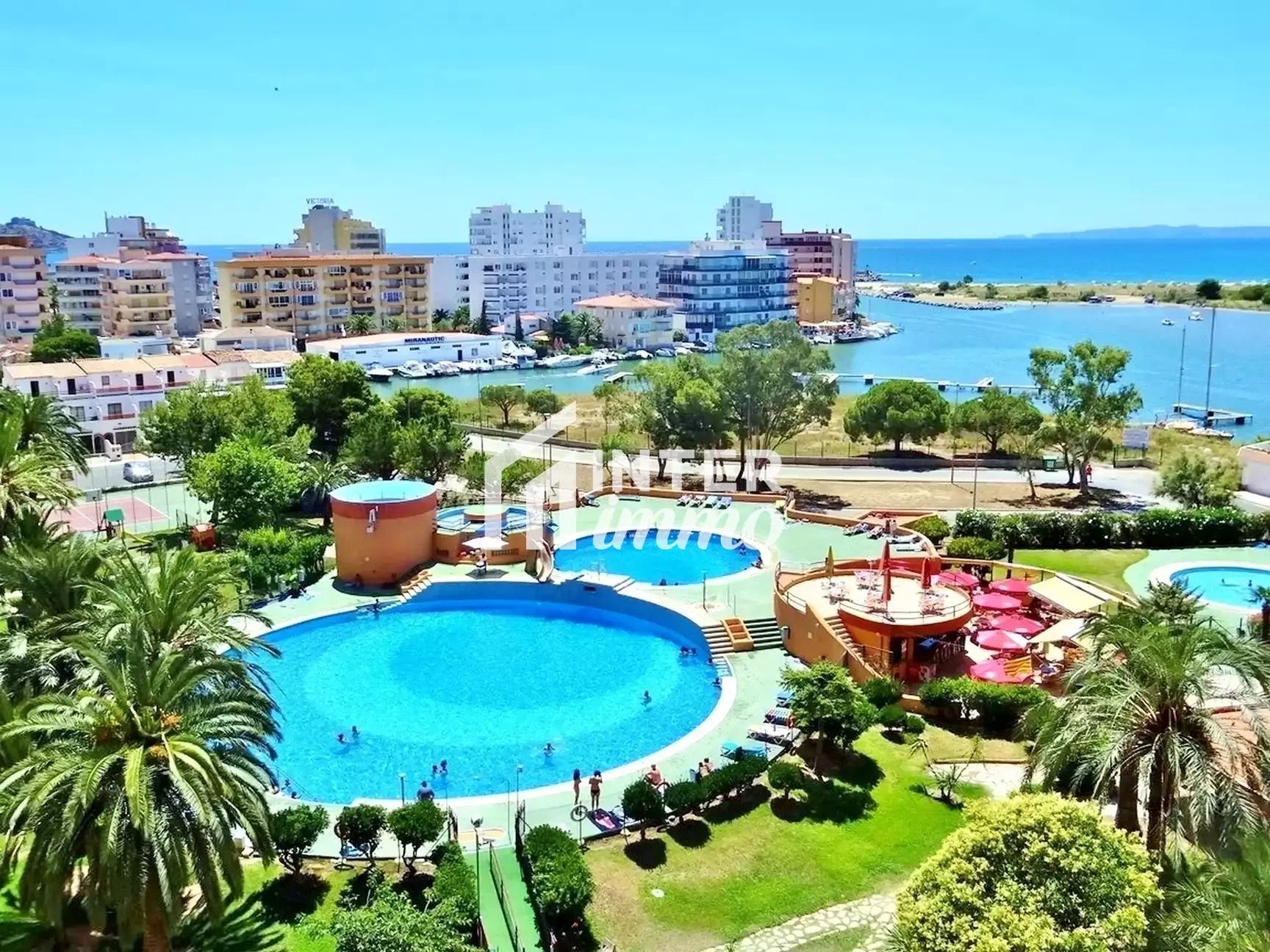 Piscina de Estudi en venda en Roses amb Calefacció i Parquet