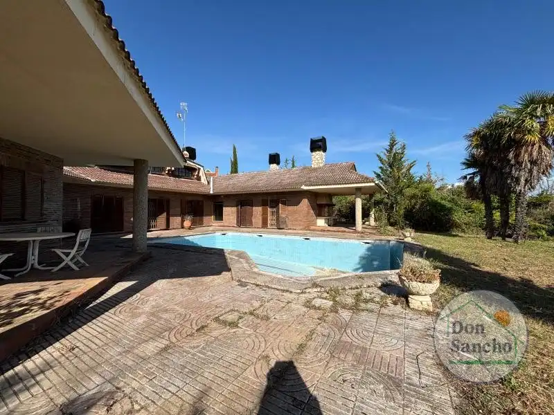 Piscina de Casa o chalet en venta en Simancas con Trastero y Piscina
