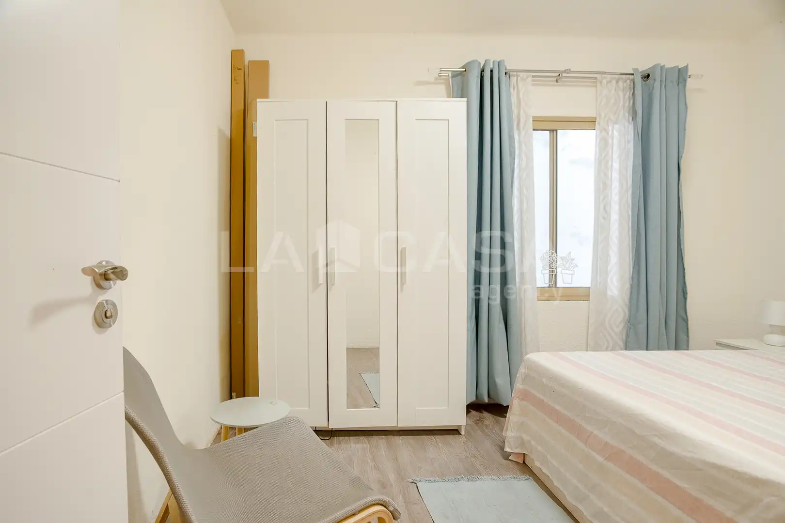 Habitación de Piso en venta en Sant Adrià de Besòs con Balcón