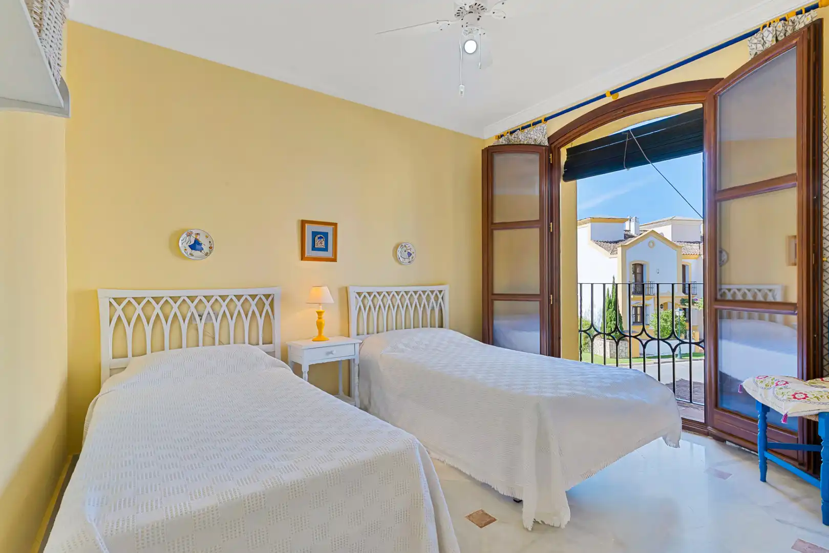 Habitación de Casa o chalet en venta en Marbella con Terraza y Piscina comunitaria