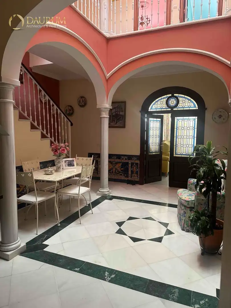 Casa o chalet en venta en Sevilla con Aire acondicionado, Terraza y Balcón