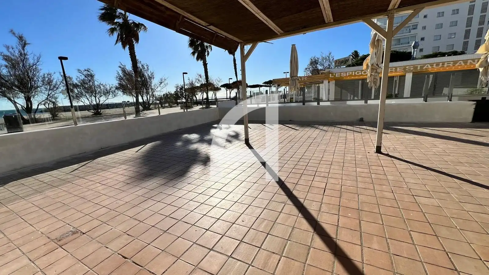 Local commercial à louer à de la Bocana 8 - Pg Maritim 95, imagen 4