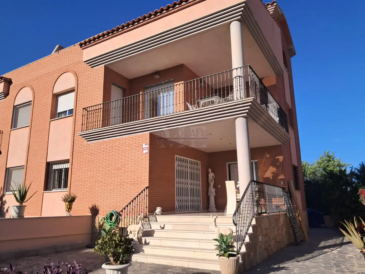 Adosado con terraza en venta en Vilafortuny - Cap de Sant Pere