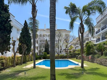 Àtic amb piscina en venda a San Pedro de Alcántara