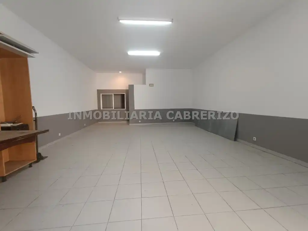 Local comercial en venta en Centro, imagen 3