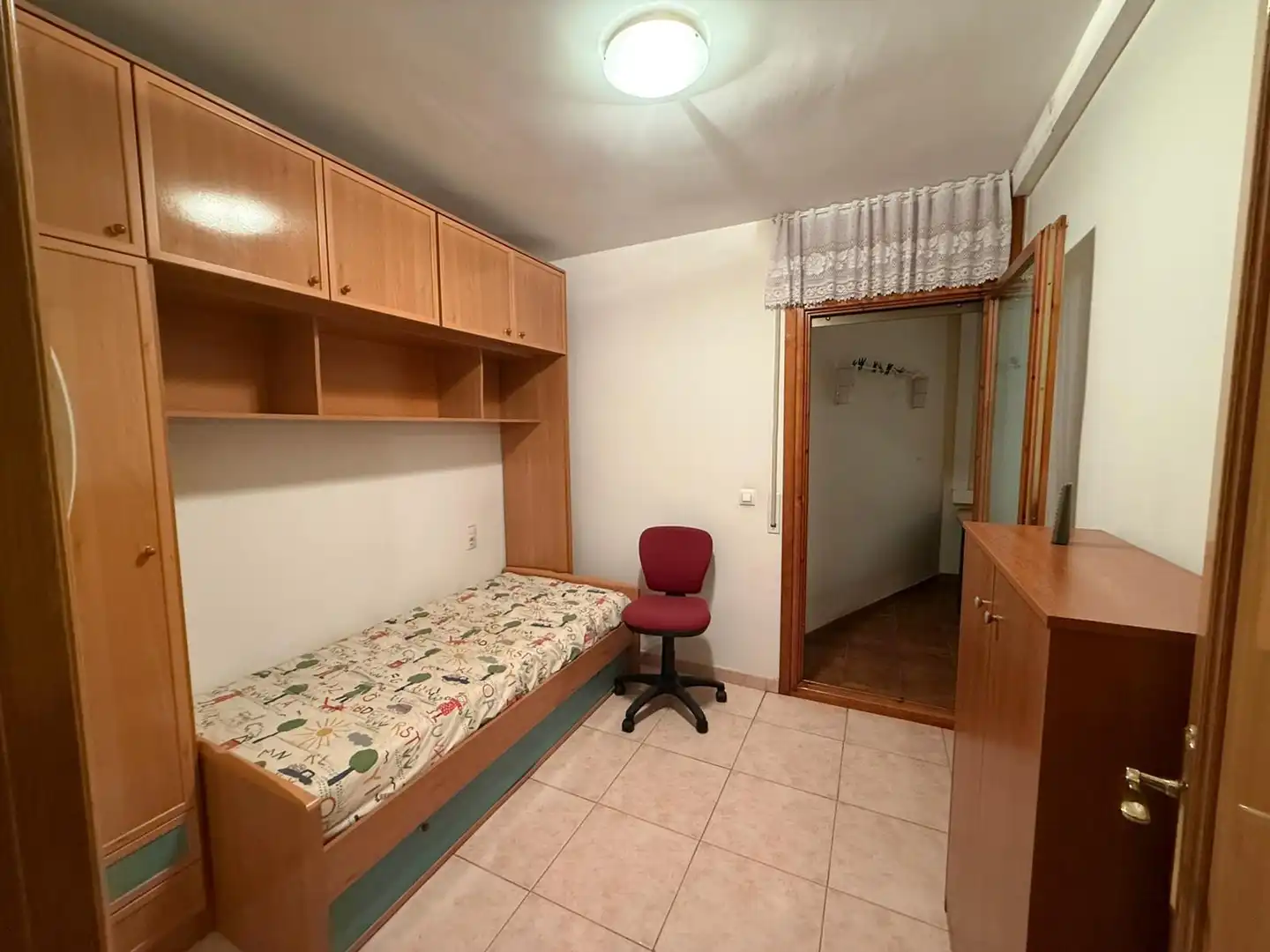 Schlafzimmer von Wohnung zum Verkauf in Alcolea de Cinca mit Klimaanlage, Heizung und Terrasse