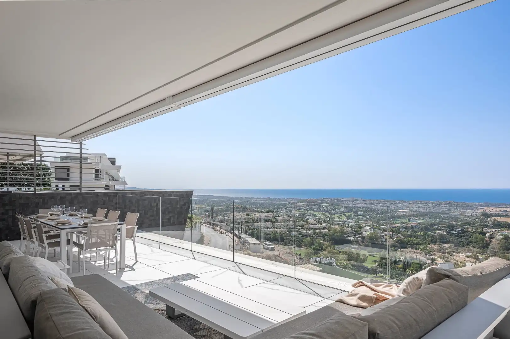 Apartment with pool for sale in Benahavís pueblo, imagen 2