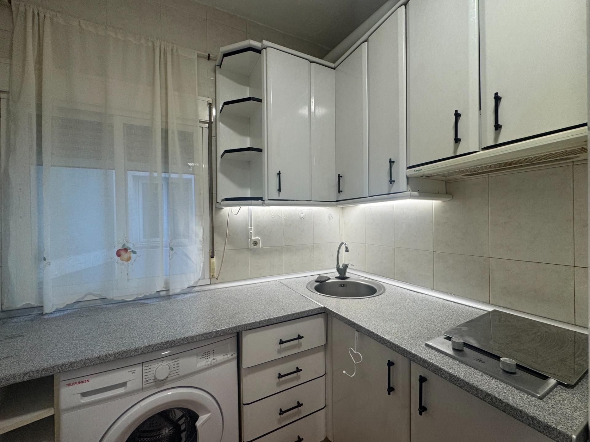 Kitchen of Study to rent in  Madrid Capital  with Heating