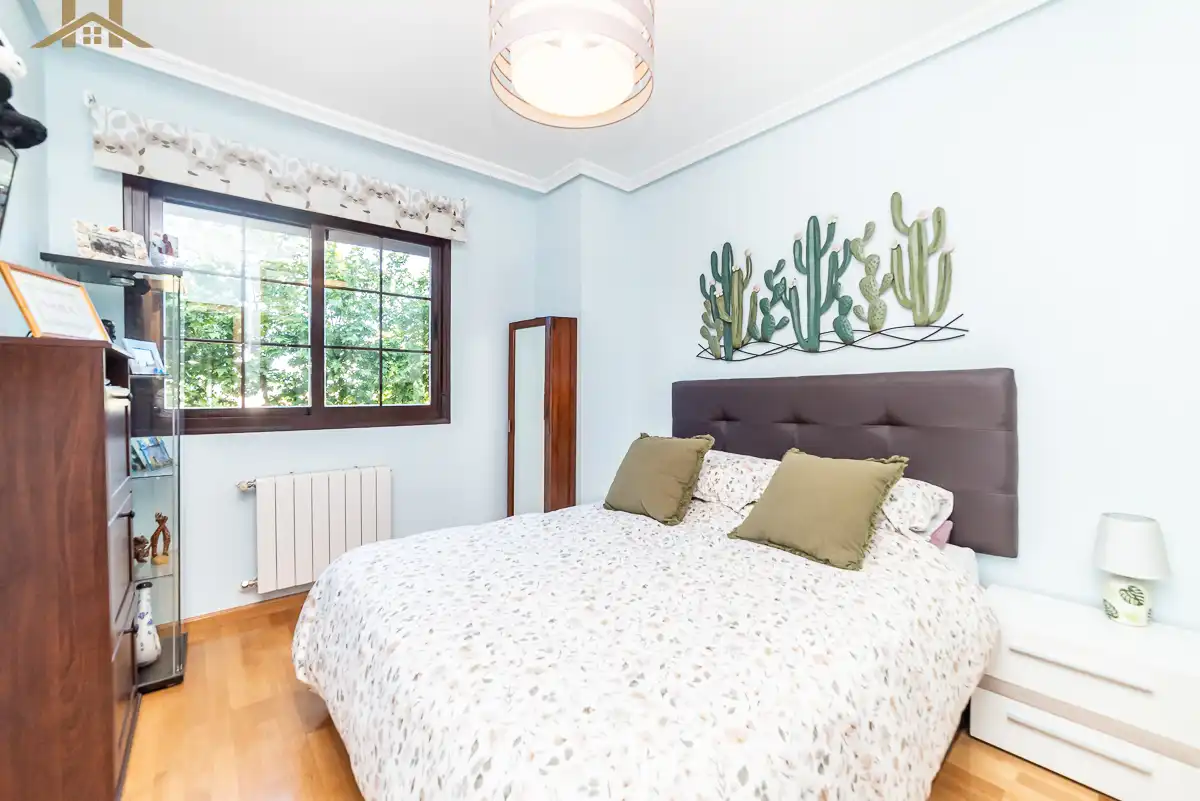 Bedroom of Flat for sale in Navalcarnero  with Air Conditioner, Heating and Parquet flooring