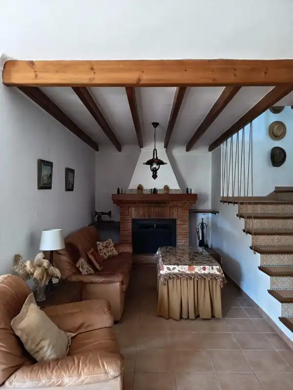 Wohnzimmer von Country house zur Miete in Valle de Abdalajís mit Klimaanlage, Heizung und Privatgarten