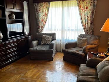 Piso con ascensor en venta en Camelias