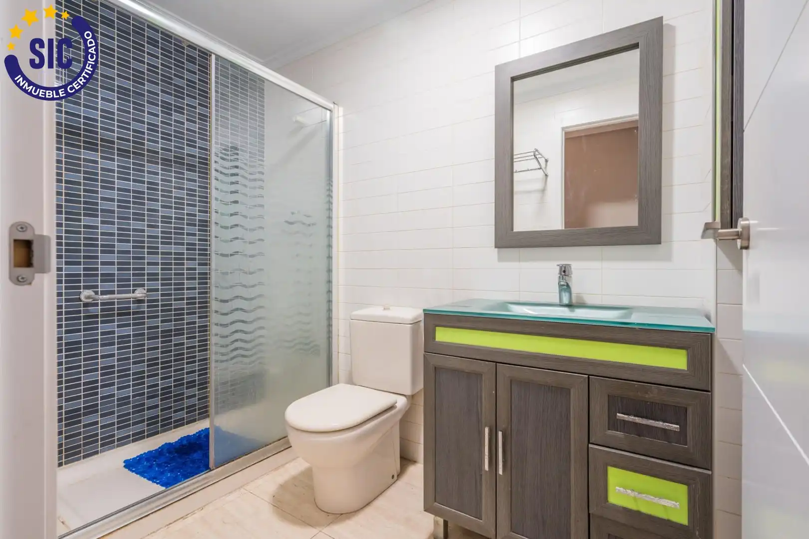 Baño de Piso en venta en Aldaia con Aire acondicionado, Calefacción y Terraza