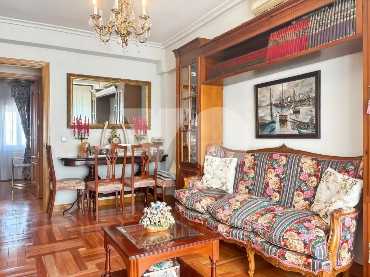 Sala d'estar de Pis en venda en Madrid amb Aire condicionat, Calefacció i Parquet