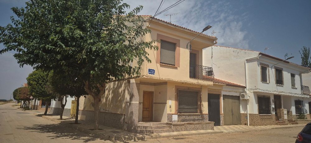 Exterior view of House or chalet for sale in  Albacete Capital  with Storage room and Balcony